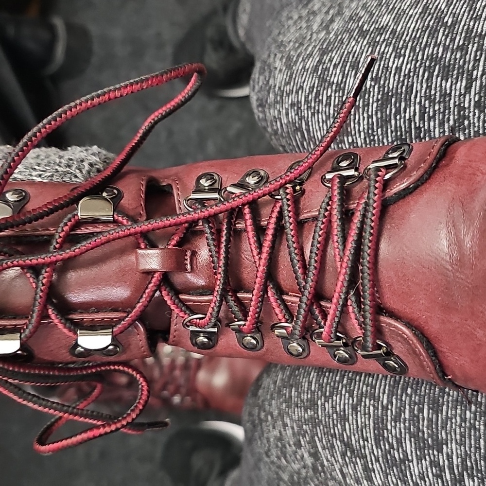 MIA Burgundy Boots 8.5 Womens - Picture 9 of 9
